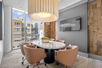 Business center at the elle apartments in chicago, il 60605